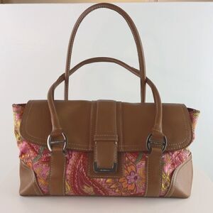(3/$20) Liz Claiborne fuchsia paisley fabric and faux leather purse